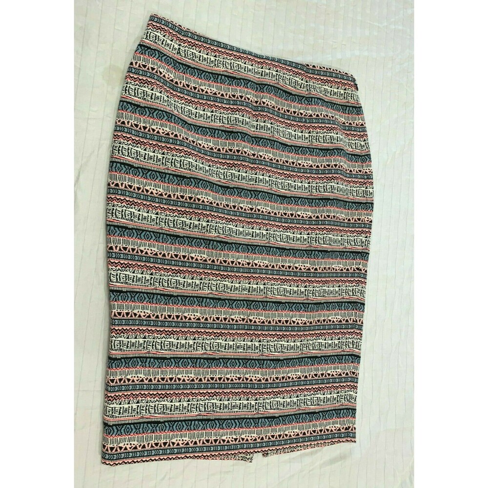 RUE 21 WOMENS SKIRT SIZE XL